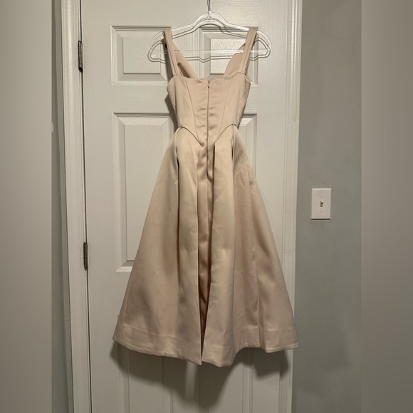 HOUSE OF CB "Paloma" Vintage Cream Satin Pleated Midi Dress NWOT - Picture 4 of 10